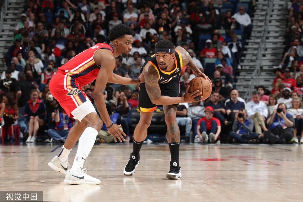 马卡：安东尼转会费为2500万欧，接下来几小时飞往西班牙