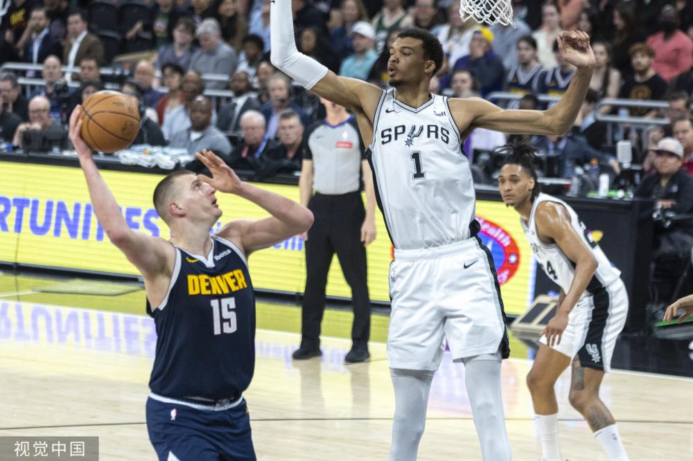 世界中逐渐 世界中逐渐