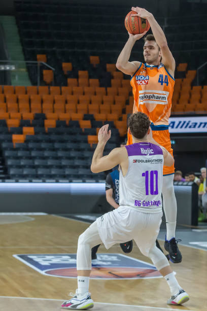 术和赛场影 术和赛场影