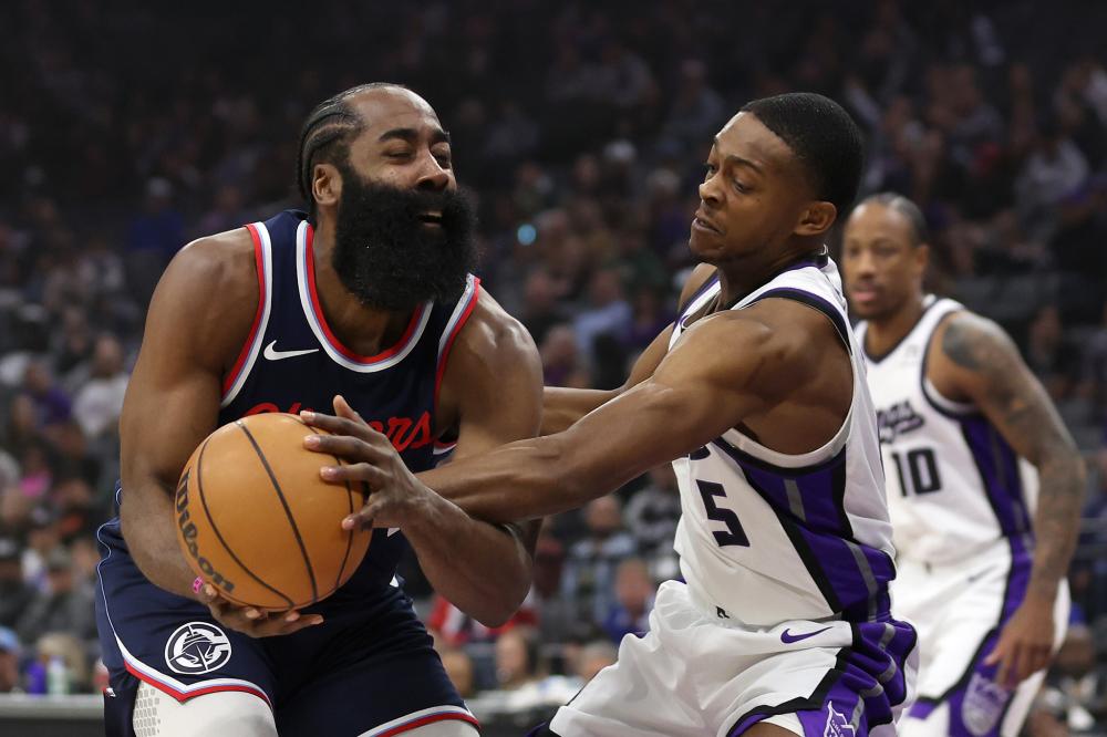 阵巴萨的比 阵巴萨的比